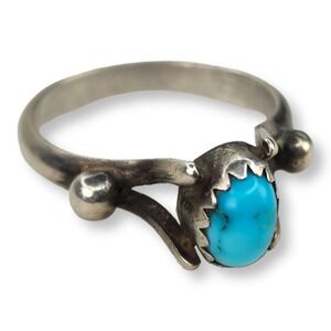 Vintage Southwestern Sterling Silver 925 Turquoise Ring Size 4.75